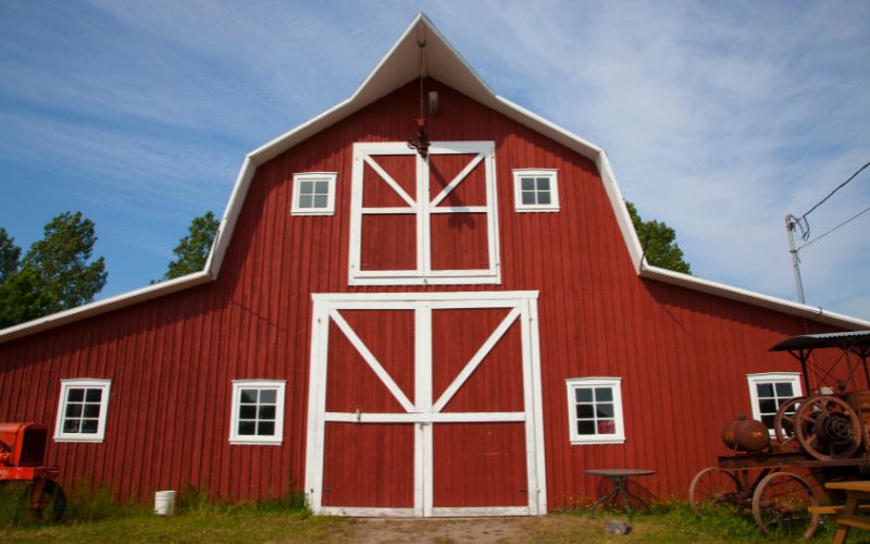 rot-proof pole barns