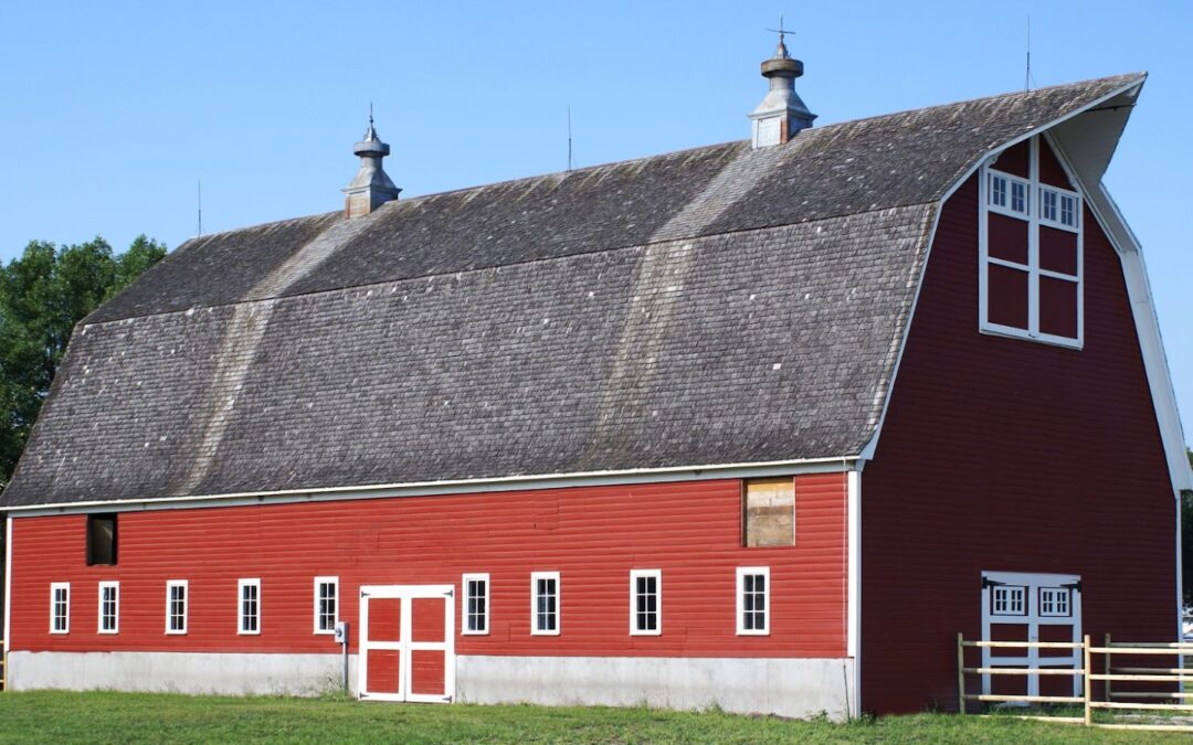 living quarters in pole barns